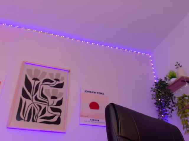 ViolettCastel webcam