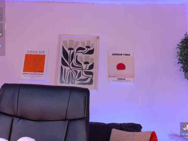 ViolettCastel webcam