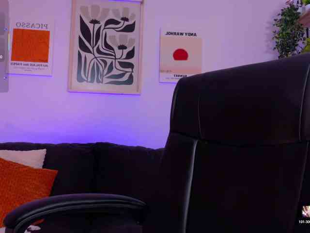 ViolettCastel webcam