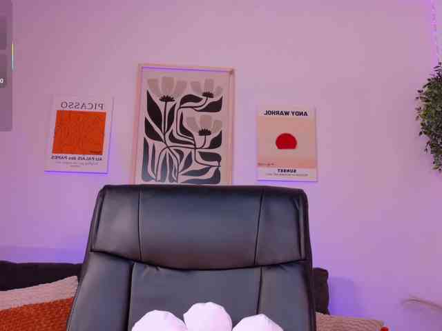 ViolettCastel webcam