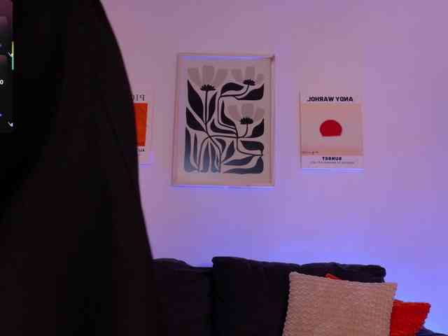 ViolettCastel webcam