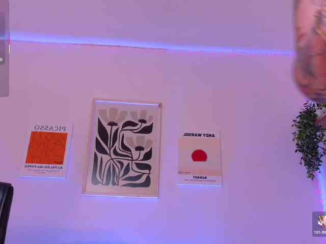 ViolettCastel webcam