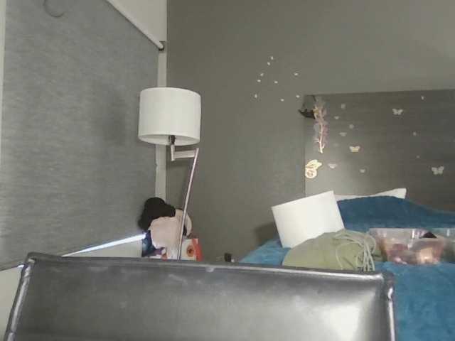 Adelaideskyy live cam preview