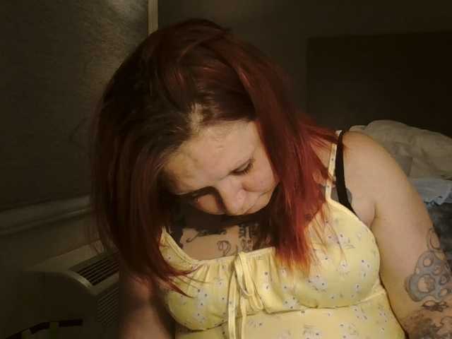 Adelaideskyy live cam on BongaCams