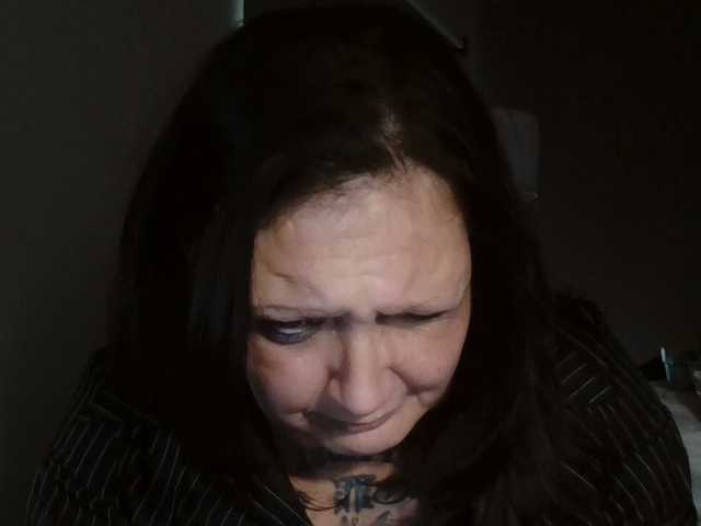 Adelaideskyy live cam on BongaCams