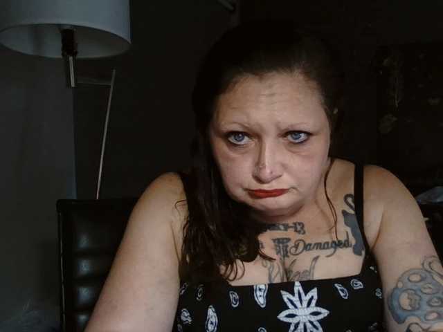 Adelaideskyy live cam on BongaCams