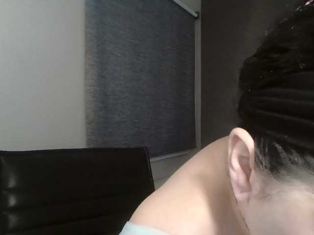 Adelaideskyy live cam on BongaCams