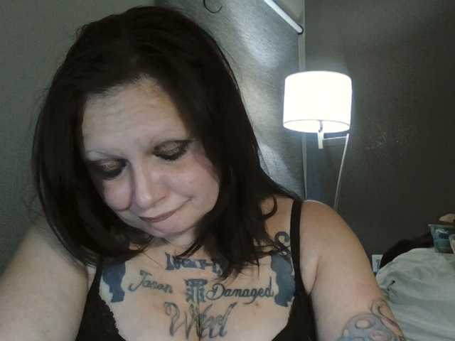 Adelaideskyy live cam on BongaCams
