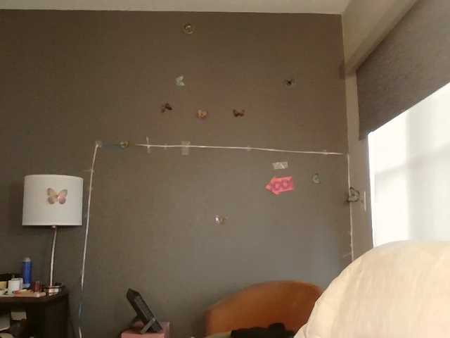 le modèle Adelaideskyy est en webcam porno dans un show sur le site bongacams, il possède les tags suivants: White/Caucasian,Redhead,Shaved