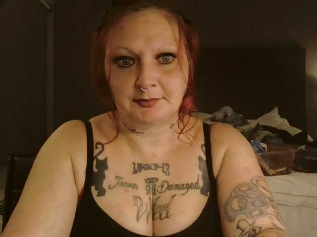 Adelaideskyy live cam on BongaCams