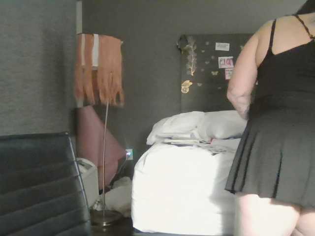 Adelaideskyy live cam on BongaCams