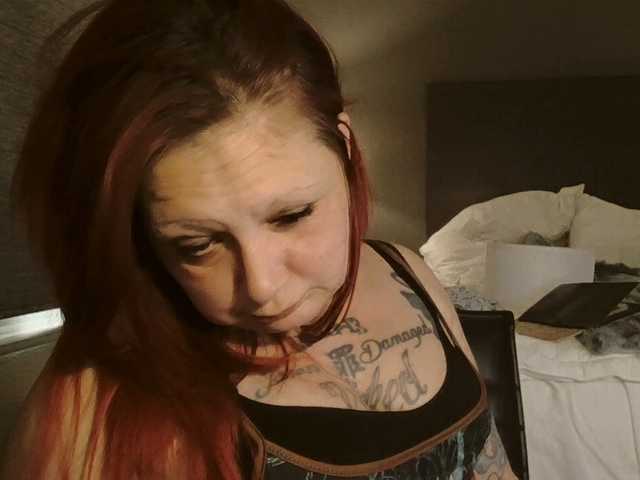 Adelaideskyy live cam on BongaCams