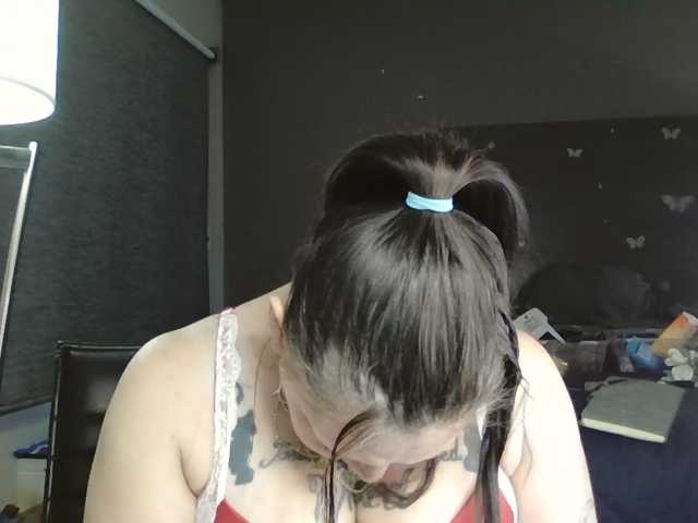go to chat with Adelaideskyy
