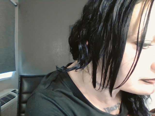 Adelaideskyy live webcam show