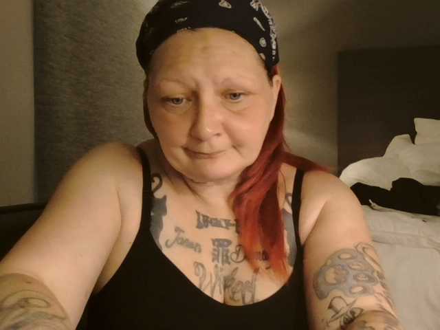 Adelaideskyy live cam on BongaCams
