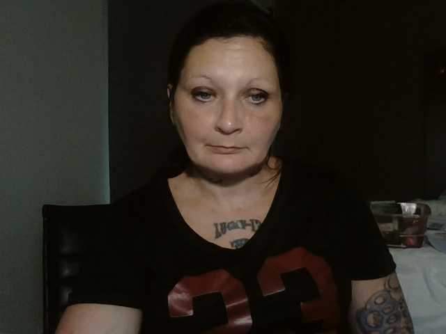 Adelaideskyy live webcam show