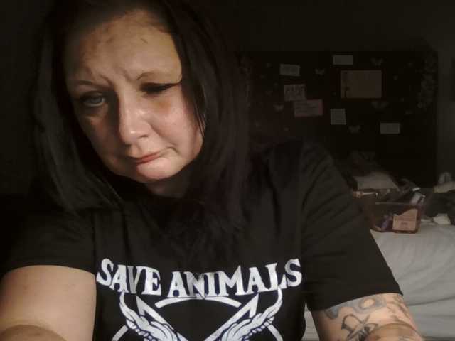 Adelaideskyy live cam on BongaCams