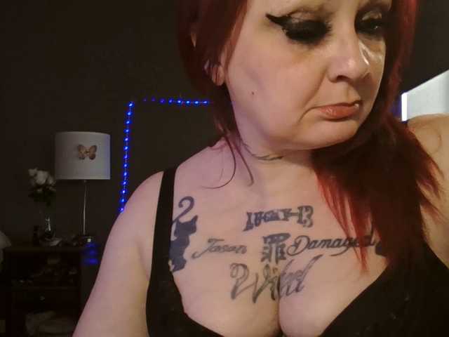 go to chat with Adelaideskyy