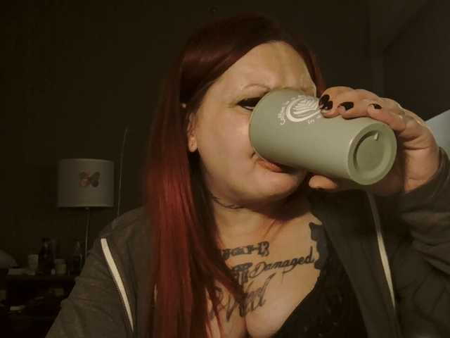 Adelaideskyy's BongaCams show and profile