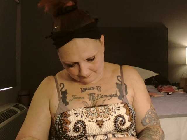 adelaideskyy cam belle
