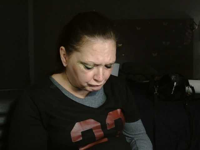 Adelaideskyy live cam on BongaCams