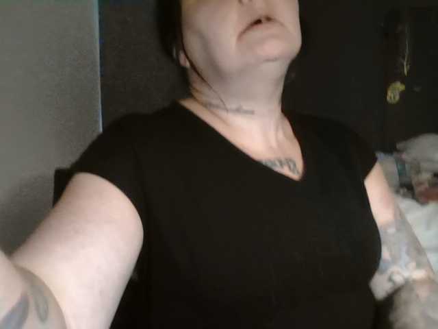 Adelaideskyy live cam on BongaCams