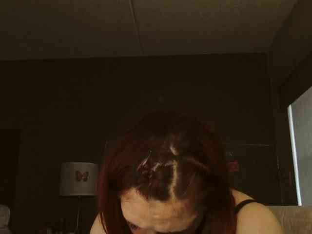 Adelaideskyy Live Webcam on BongaCams