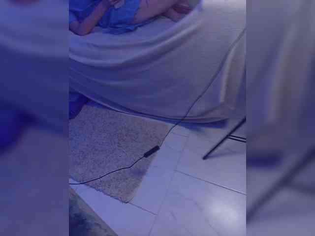 Kaifyli34 webcam