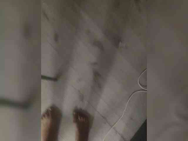 Kaifyli34 webcam