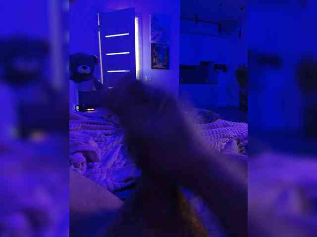 Kaifyli34 webcam