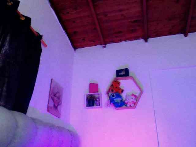 ShadaysMistress Live Webcam on BongaCams