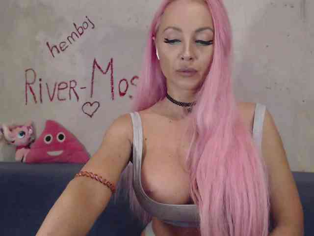Barbie-mf webcam