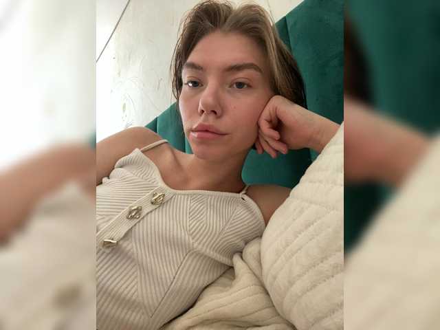 LisaaaAlisa live cam on BongaCams