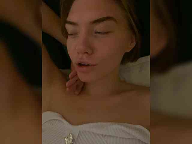 LisaaaAlisa webcam