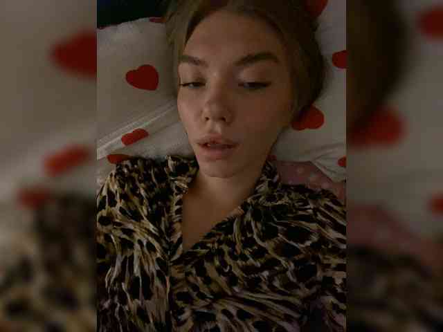 LisaaaAlisa webcam