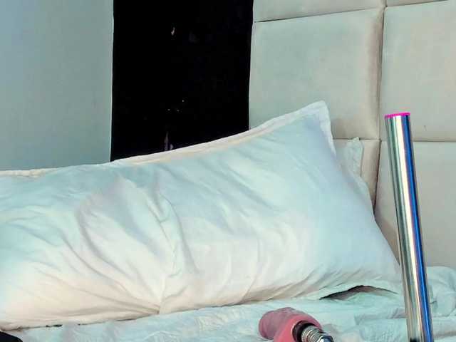 Hanny02's BongaCams show and profile