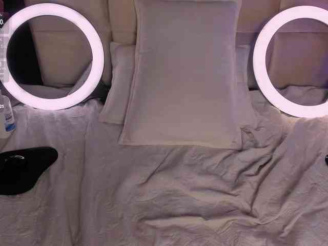 Abby-03 webcam