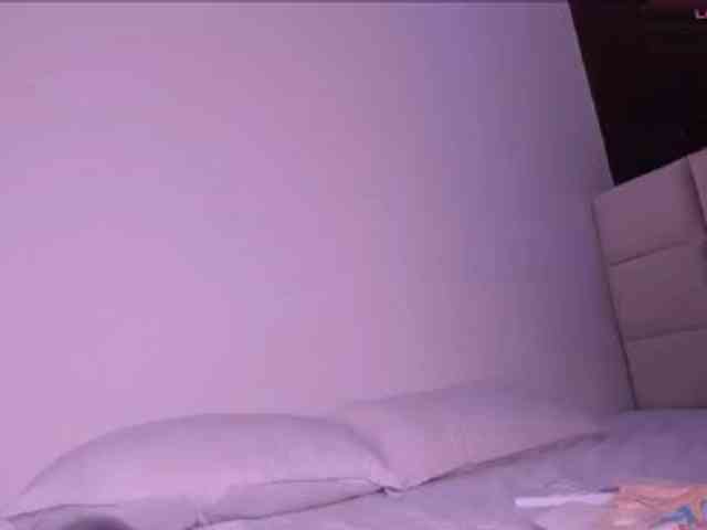 Abby-03 webcam