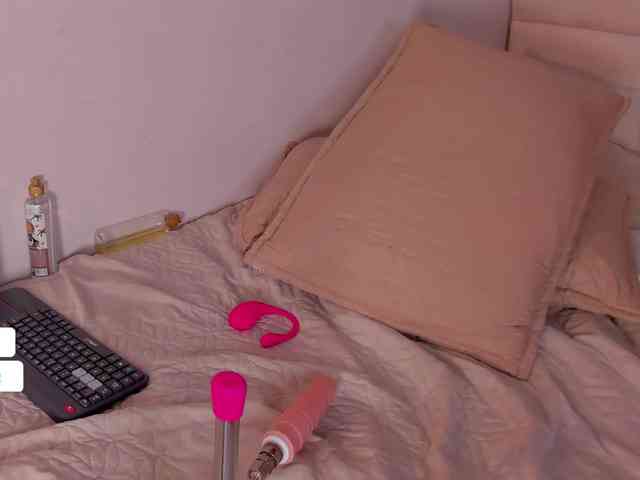 Abby-03 webcam