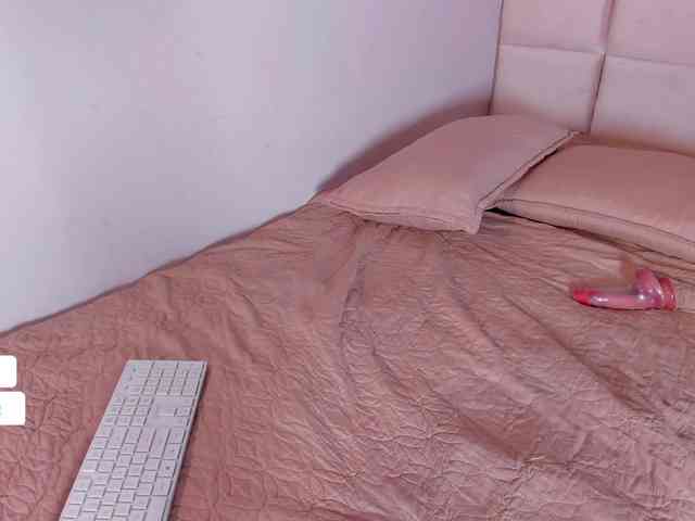 Abby-03 webcam
