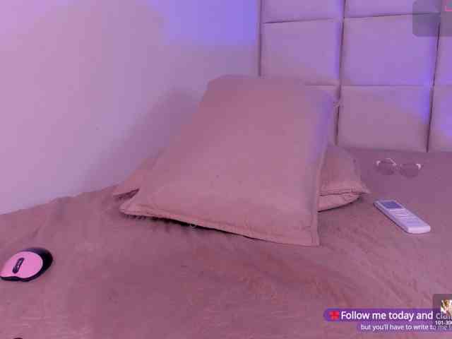 Abby-03 webcam
