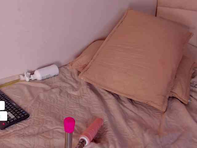 Abby-03 webcam