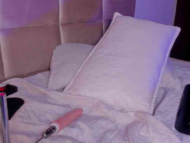 Abby-03 webcam
