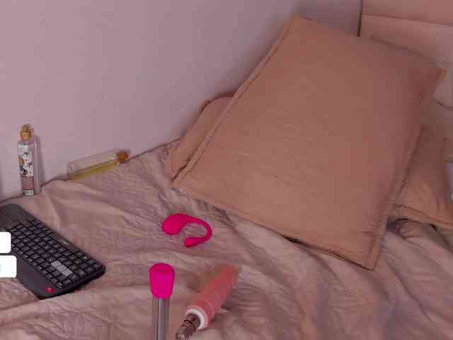 Abby-03 webcam