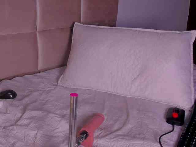 Abby-03 webcam