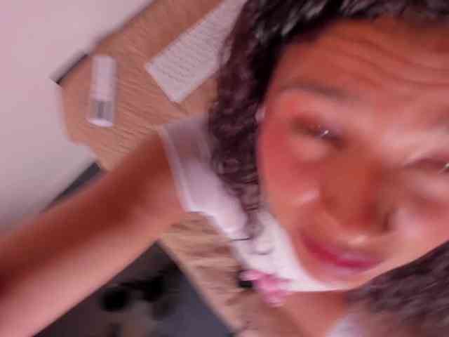Abby-03 webcam