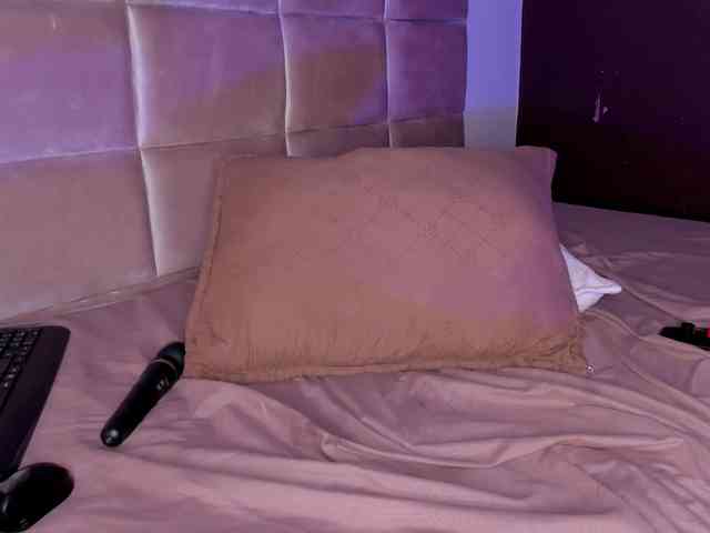 Abby-03 webcam