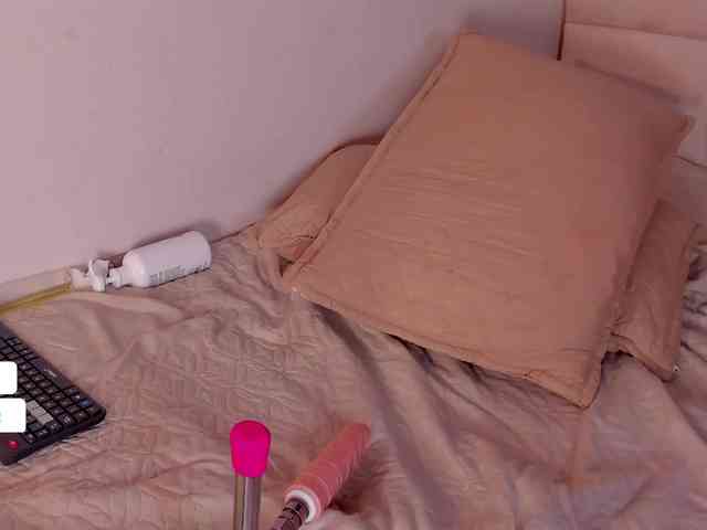 Abby-03 webcam