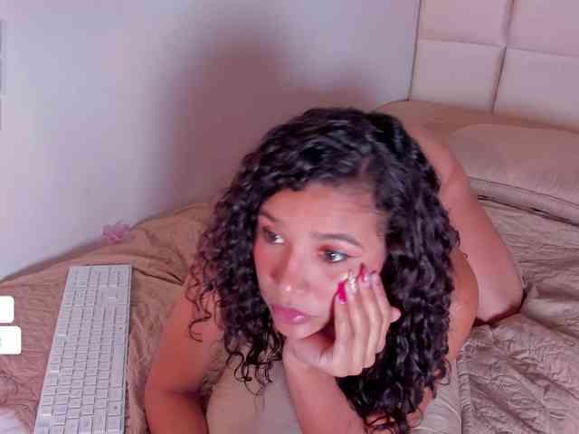 Abby-03 webcam