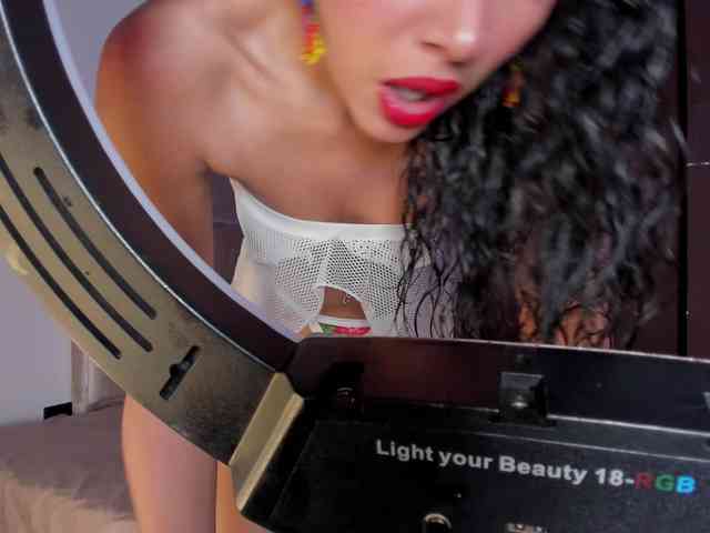 Abby-03 webcam